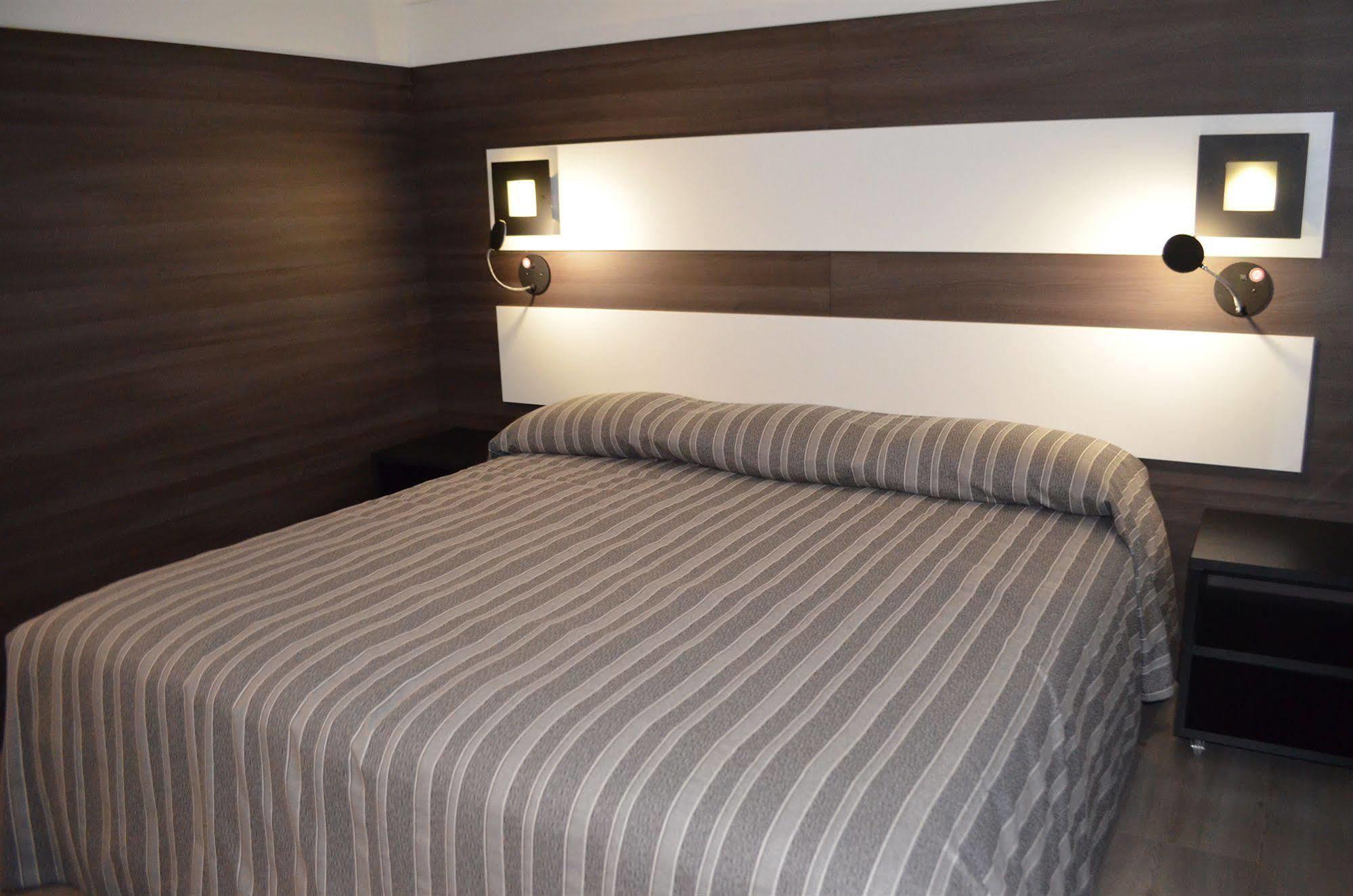 Prix Hotel Passo Fundo Ngoại thất bức ảnh